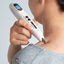 將圖片載入圖庫檢視器 VOCA - At-Home Laser Acupuncture Meridian Massage Pen